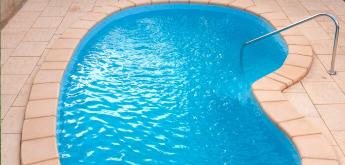 Piscina el·líptica fons inclinat Oporto